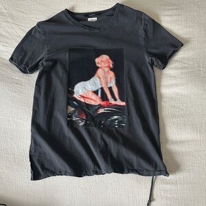 🔥 KSUBI Graphic Tee – Marilyn Motorcycle Graphic – Black (Men’s L)